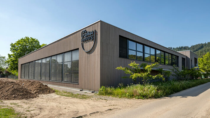 Dreifeldsporthalle für die FT 1844 Freiburg