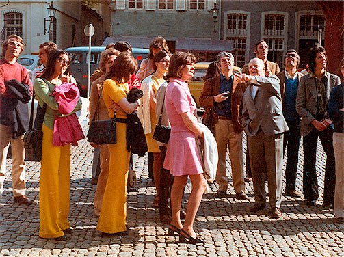 KREMP + STOELCKER 1965-1975 Besichtigung des Freiburger Münsters.