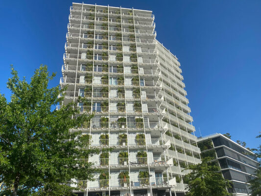Fassadenbegrünung Smart Green Tower in Freiburg